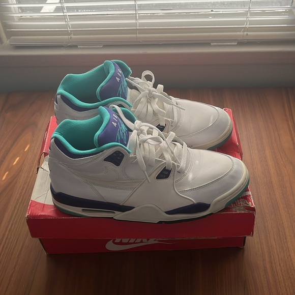 Vintage Display Pair Nike Air Flight ‘89.  Ultra rare Grape Colorway. Size 11 - Picture 6 of 7